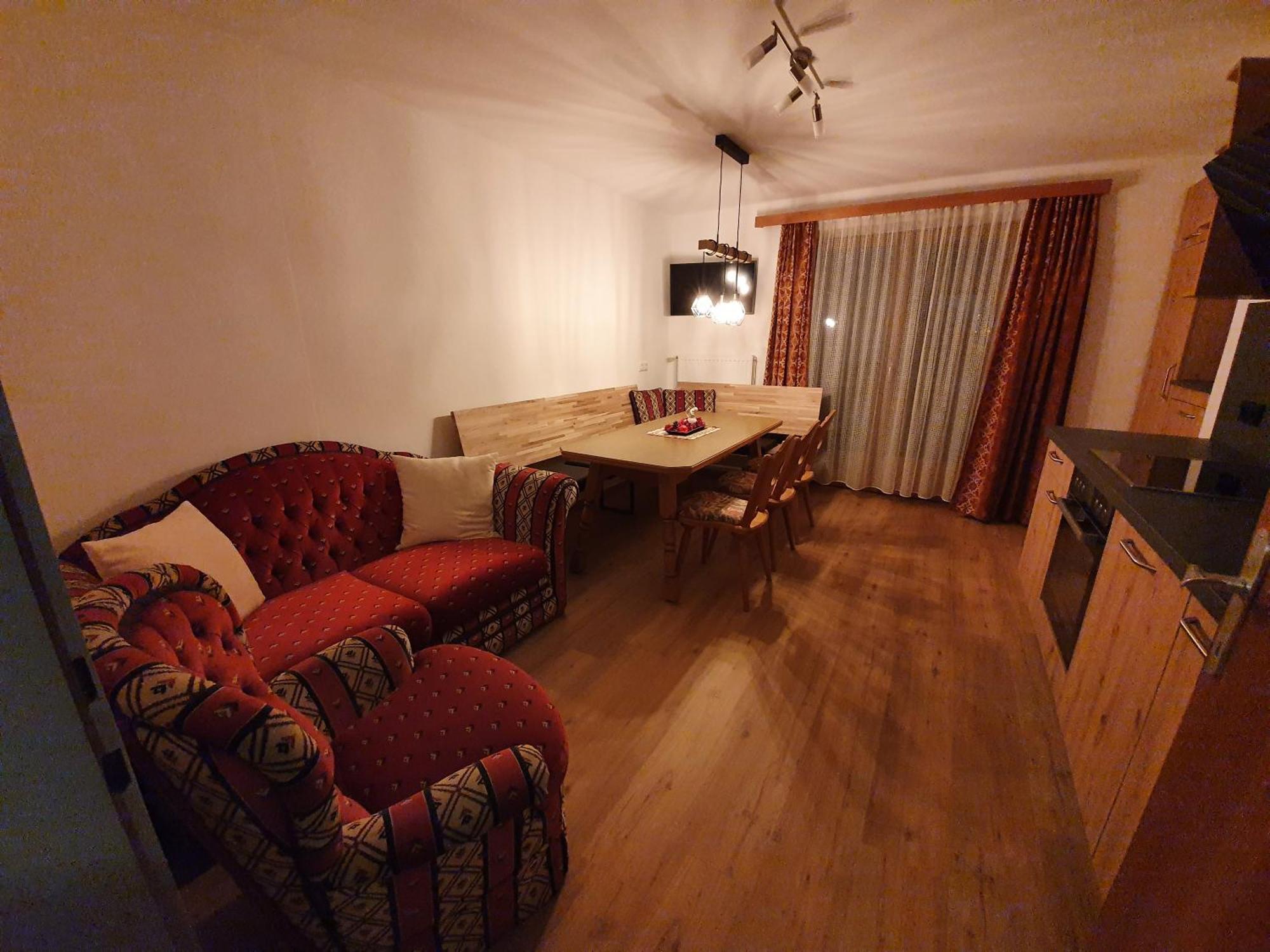 Haus Monika Und Haus Claudia Hotel ไมย์อาโฮเฟิน ภายนอก รูปภาพ