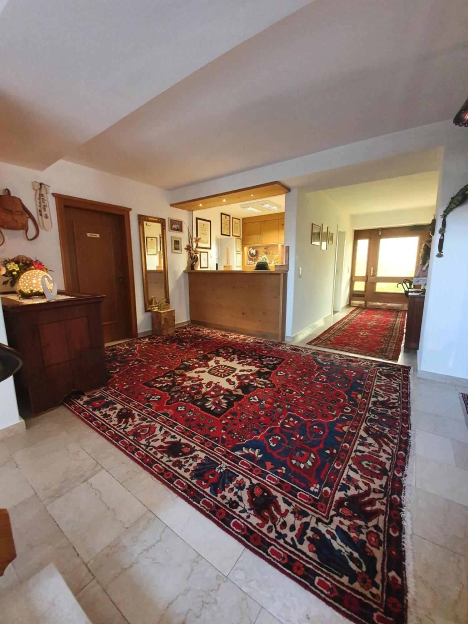 Haus Monika Und Haus Claudia Hotel ไมย์อาโฮเฟิน ภายนอก รูปภาพ